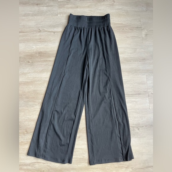 HALARA Pants - HALARA Black High Waisted Slit Wide Leg Ribbed Work Pants SZ S NWT